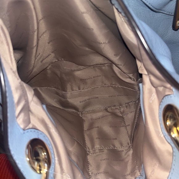 Michael Kors Raven Light Blue Pebbled Leather Large Shoulder Bag - Picture 8 of 13